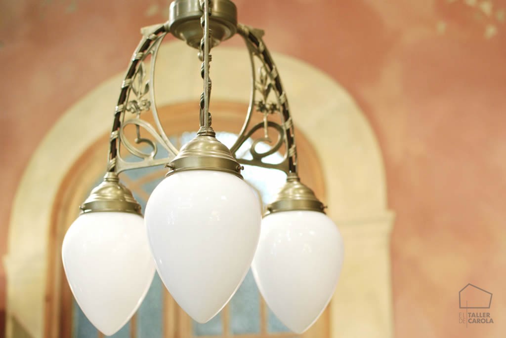 II.1222 LÁMPARA ART DECÓ DE CINCO LUCES – la anticuaria